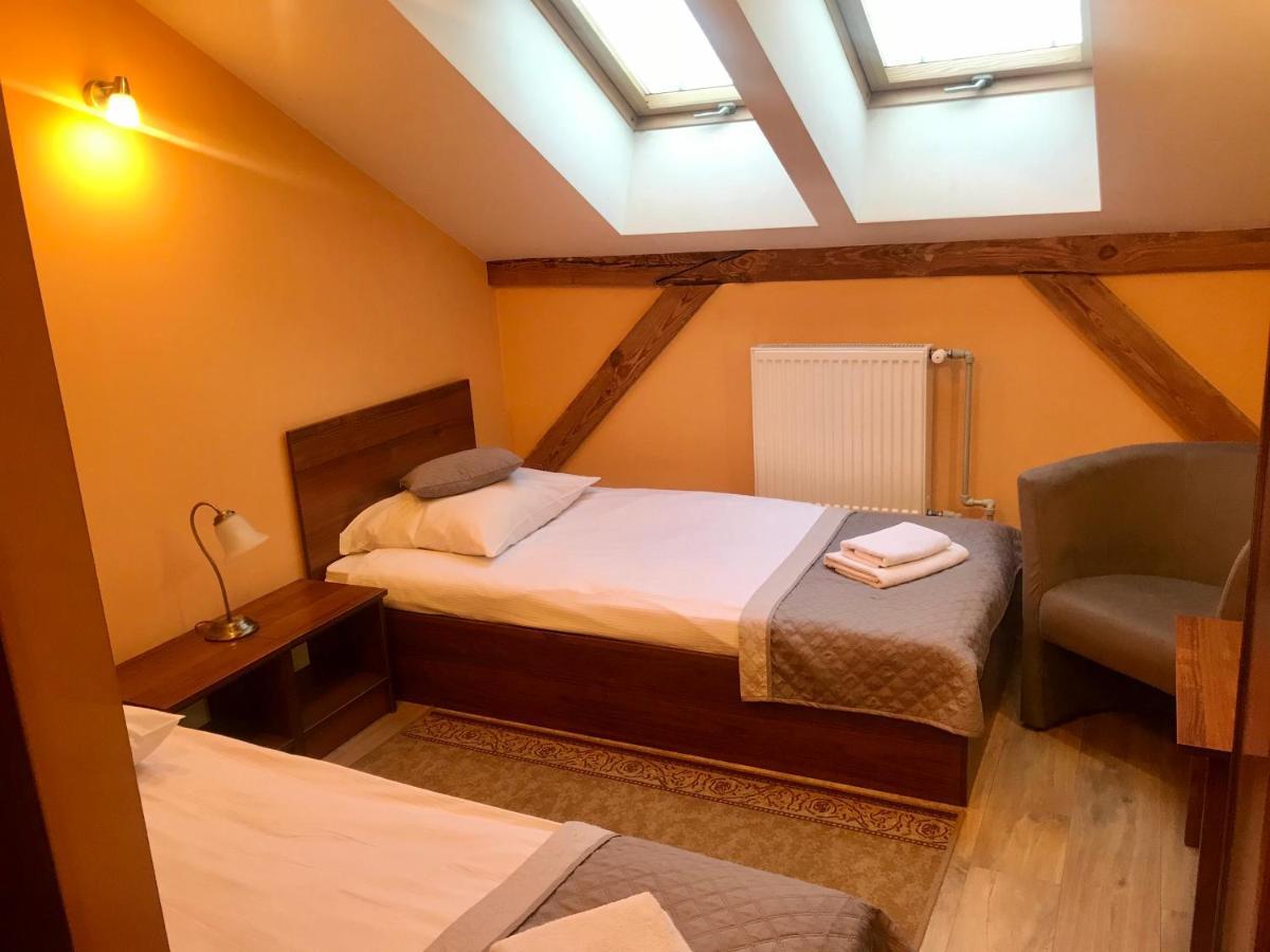 Hotelik Polonia Łowicz Exteriér fotografie