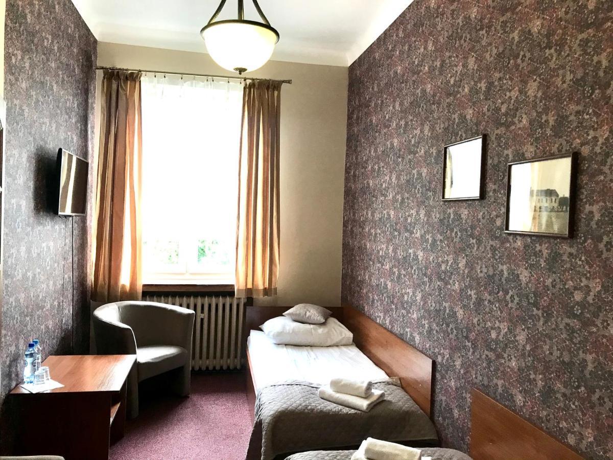 Hotelik Polonia Łowicz Exteriér fotografie